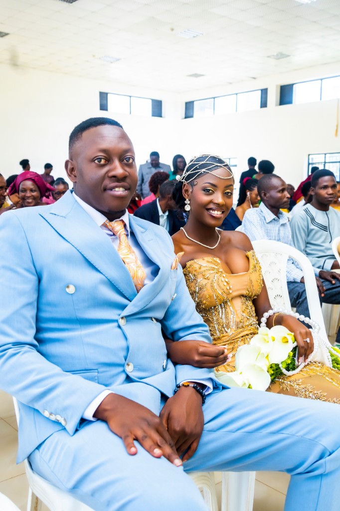 Willy na Francince bari kumwe